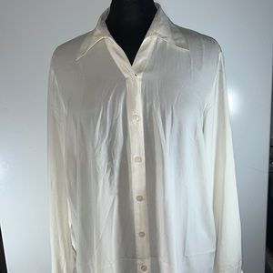Womens ivory blouse size 1x